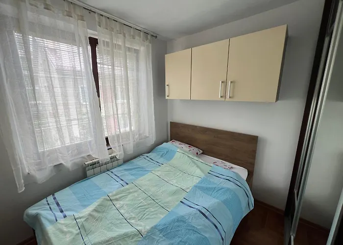 Bright Apartment In A Green Area