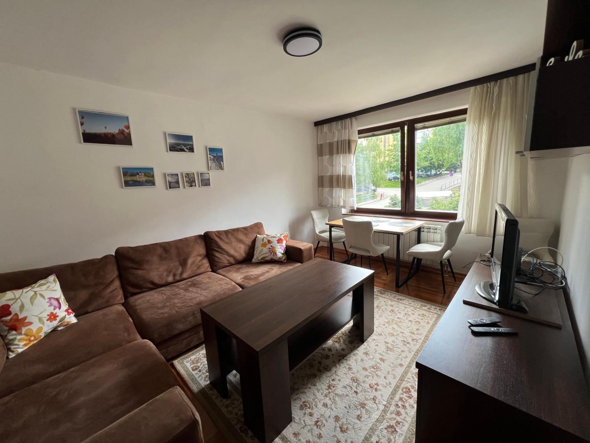 Appartement Bright In A Area